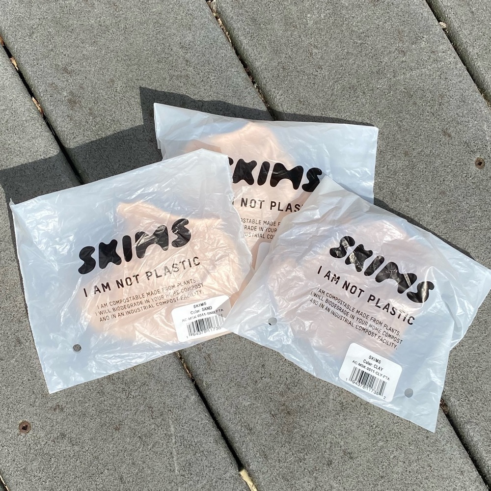 NWT: SKIMS Face Masks!